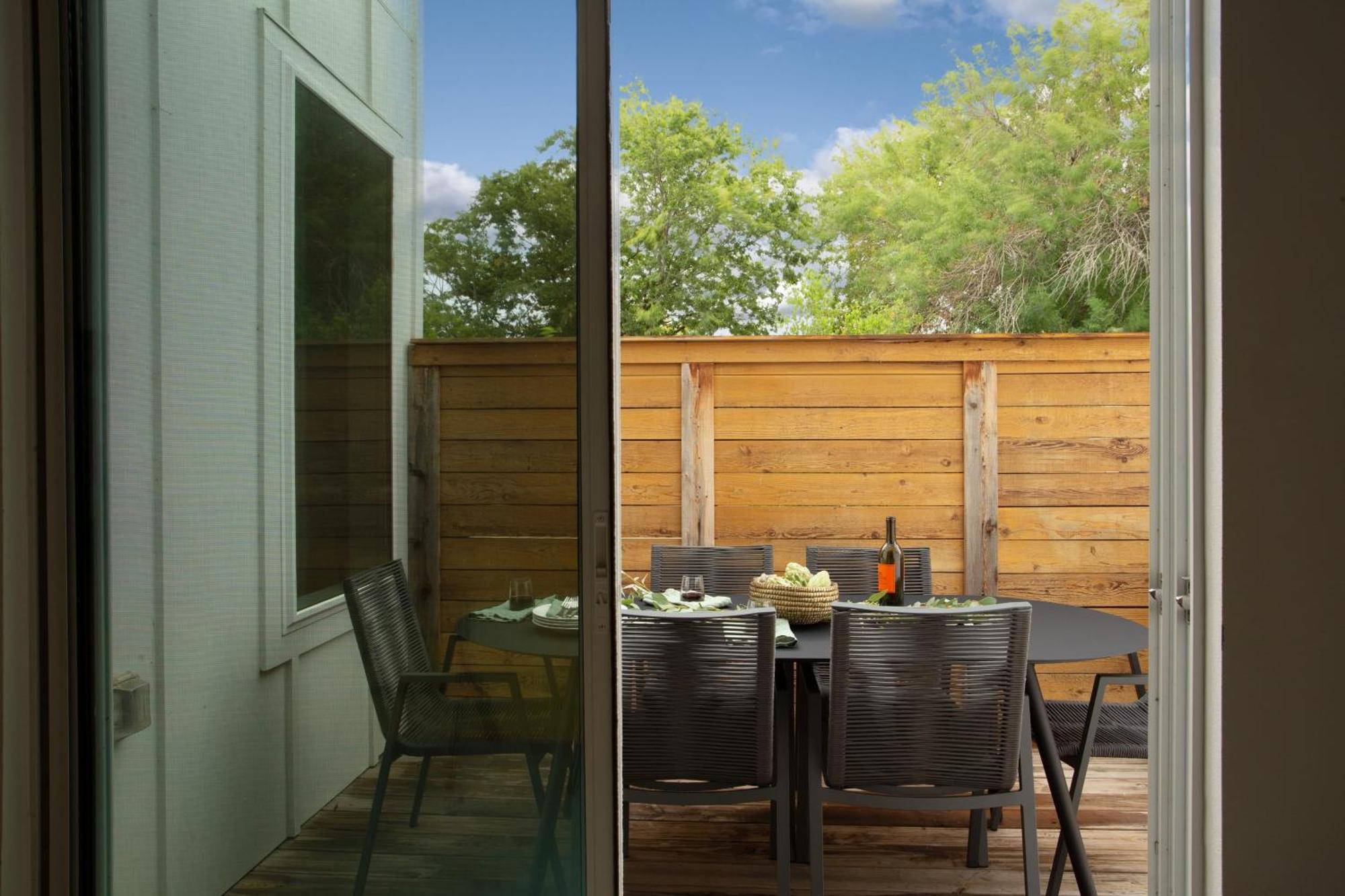 Melody By Avantstay Peloton Included Sleek Home Austin Exteriör bild