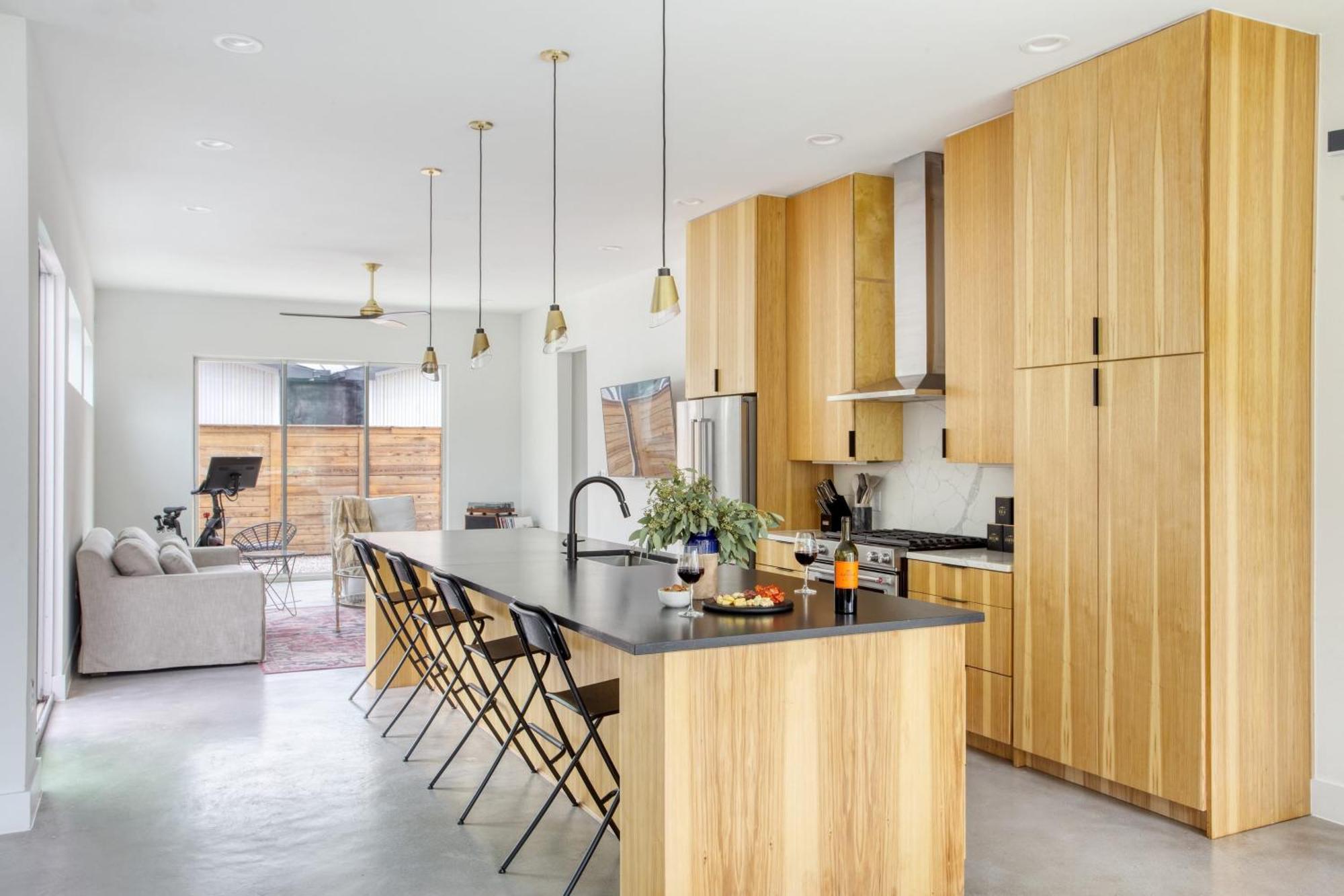 Melody By Avantstay Peloton Included Sleek Home Austin Exteriör bild