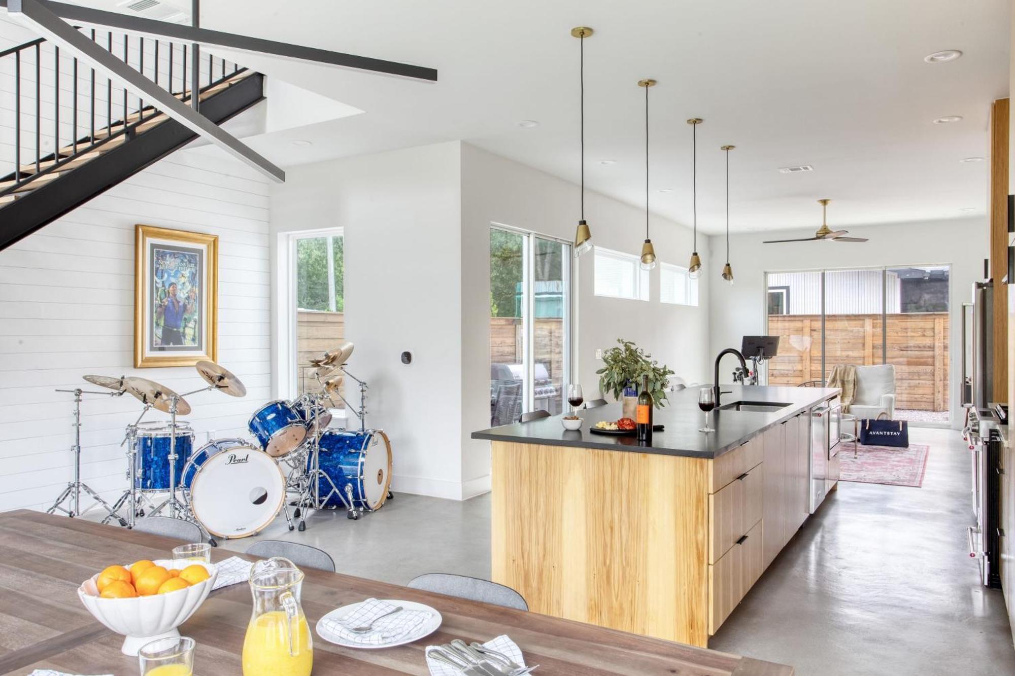 Melody By Avantstay Peloton Included Sleek Home Austin Exteriör bild
