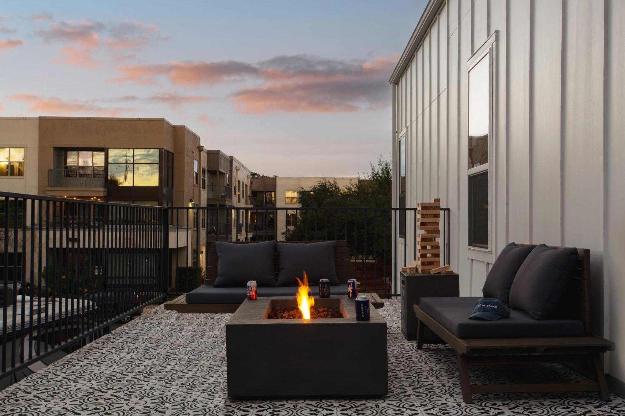 Melody By Avantstay Peloton Included Sleek Home Austin Exteriör bild